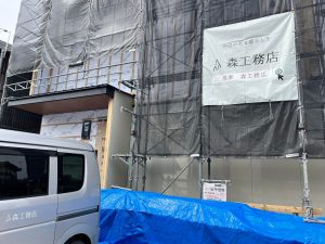 新築住宅建築中　現場